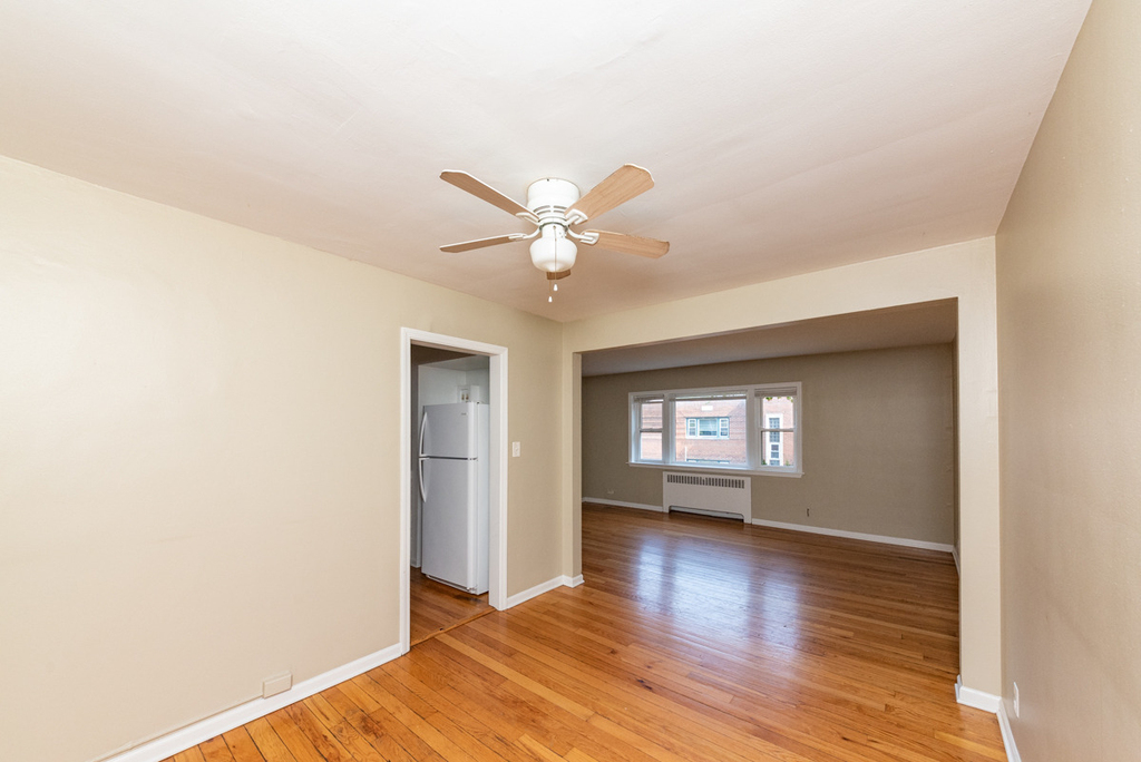 233 Custer Avenue - Photo 9