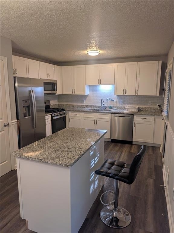 205 Shefield Place - Photo 4