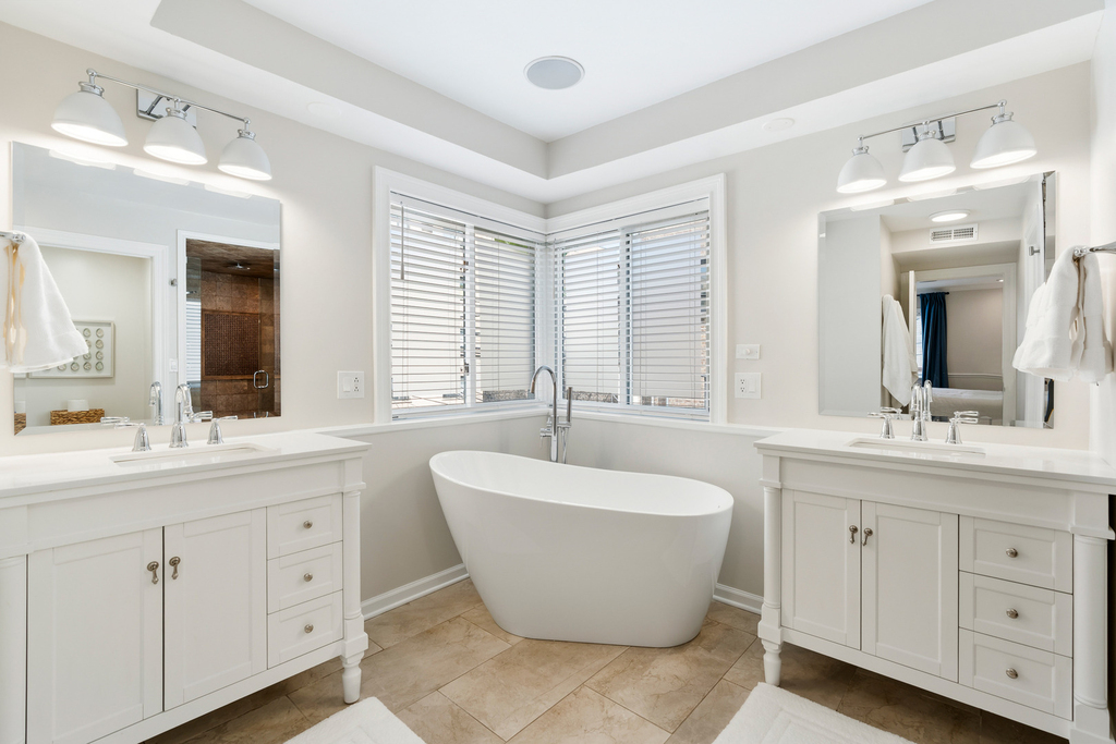428 W Wellington Avenue - Photo 13