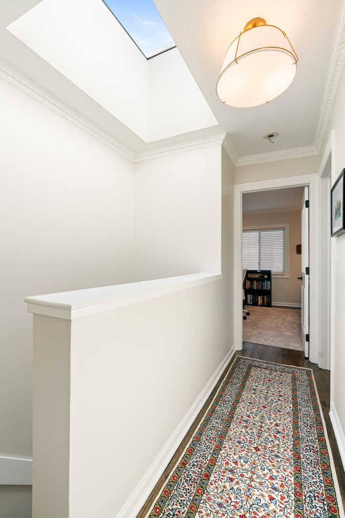 428 W Wellington Avenue - Photo 11