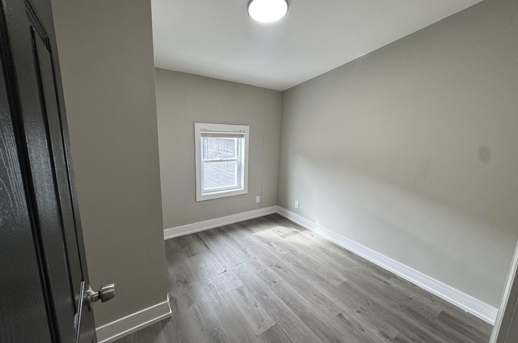 2215 Rush Street - Photo 6