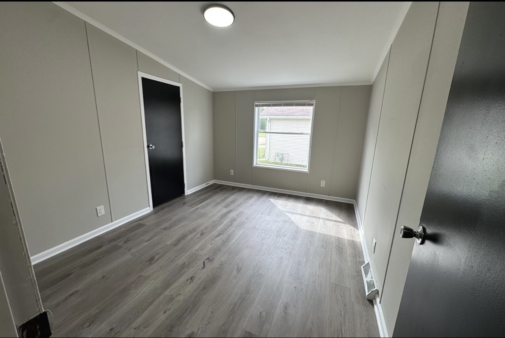 2215 Rush Street - Photo 16