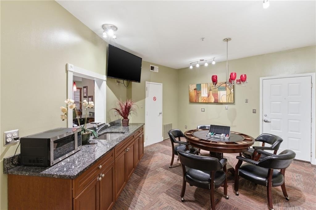 10 Perimeter Summit Boulevard Ne - Photo 26