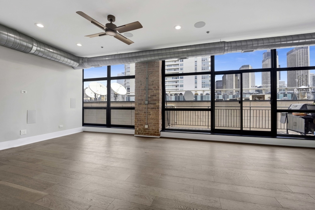 23 N Green Street - Photo 7