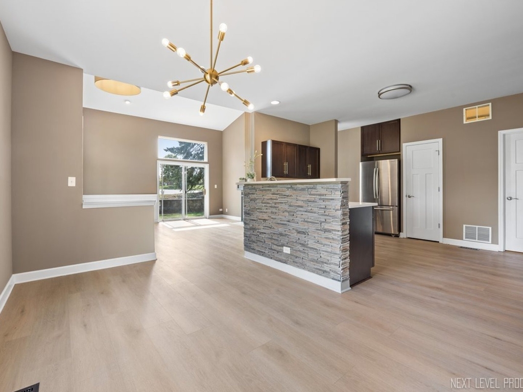 819 Asbury Drive - Photo 7