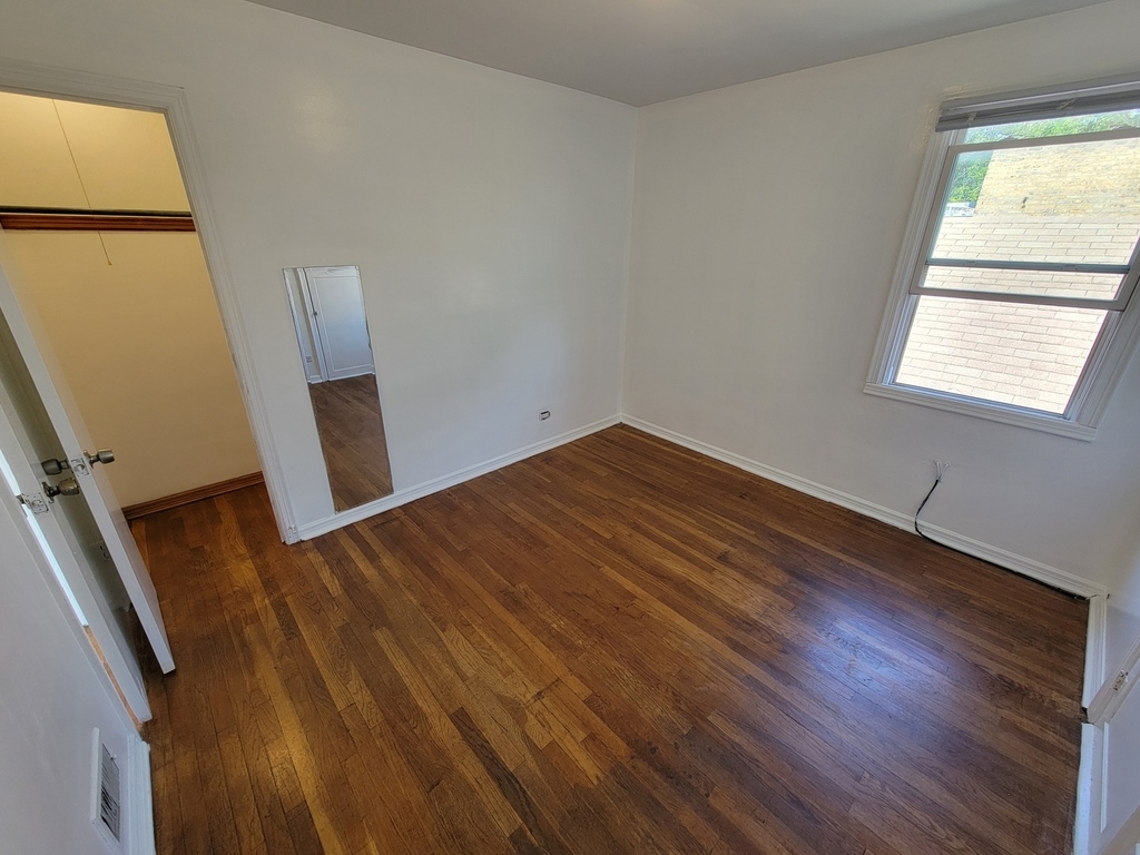 4048 N Marmora Avenue - Photo 16
