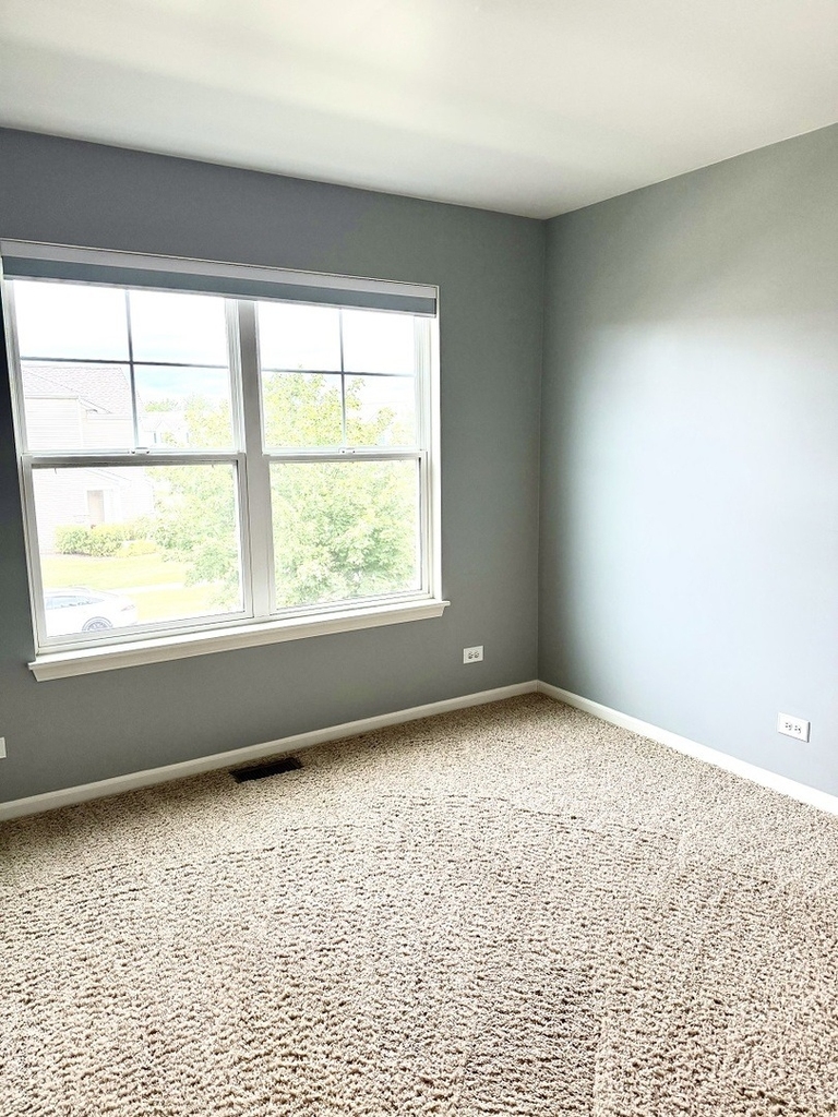 1282 Newport Circle - Photo 15