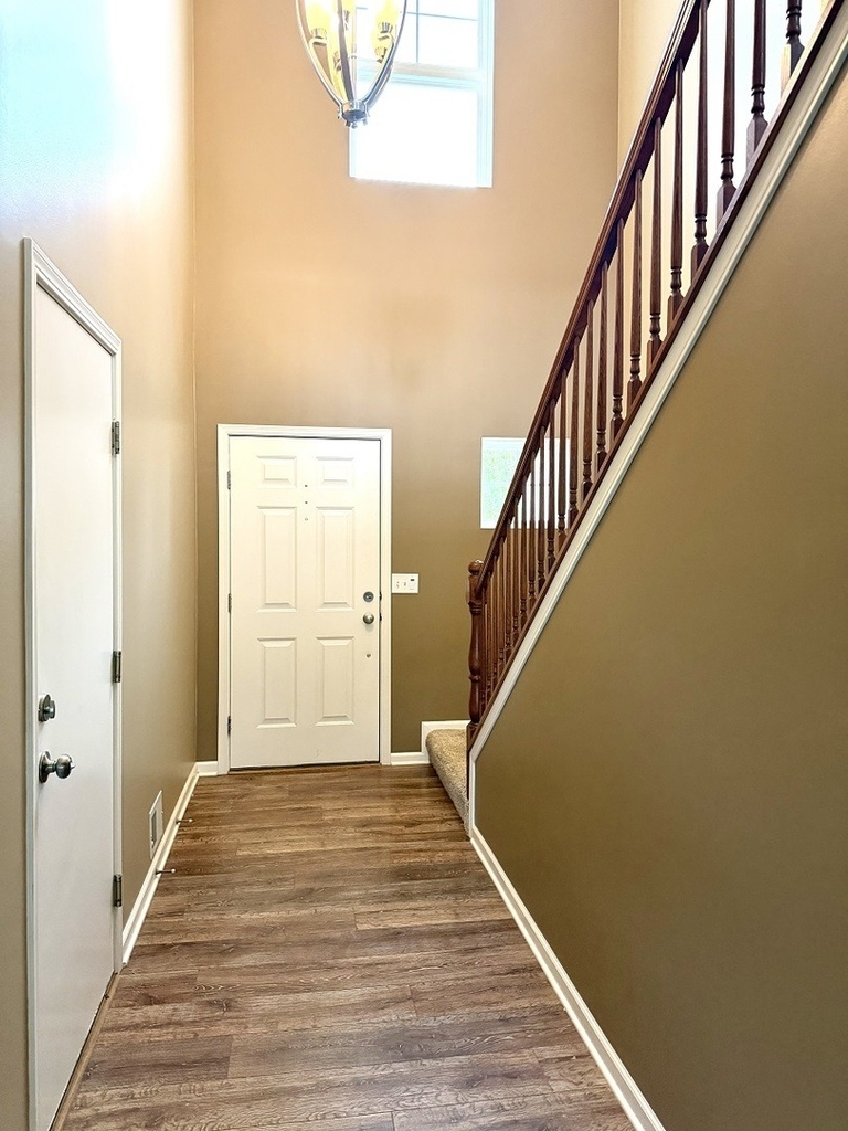 1282 Newport Circle - Photo 2