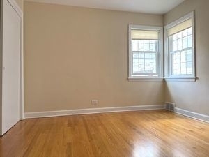 5534 N Campbell Avenue - Photo 5