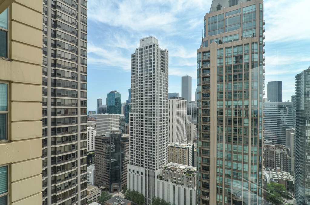 25 E Superior Street - Photo 28