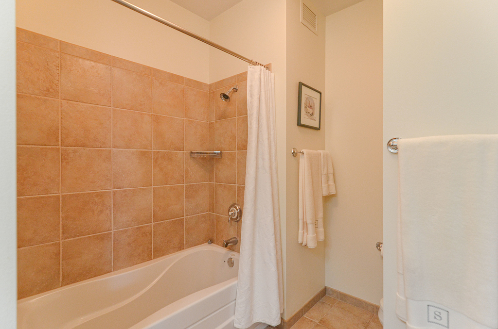 25 E Superior Street - Photo 15