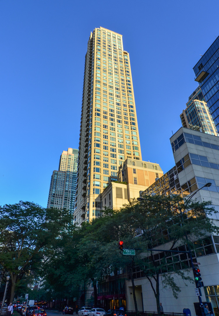 25 E Superior Street - Photo 0