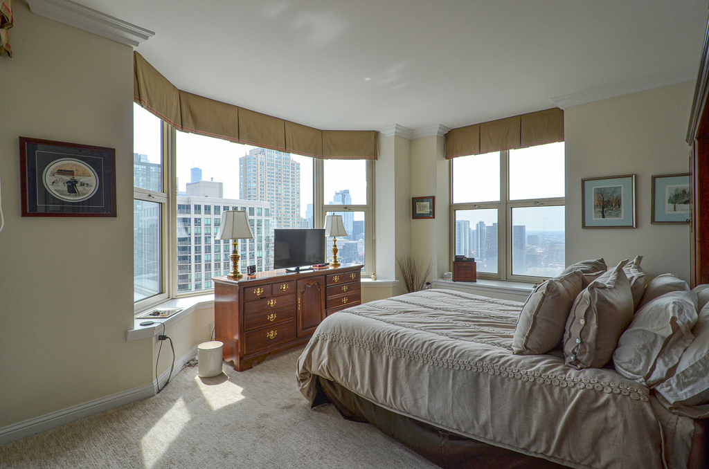 25 E Superior Street - Photo 8