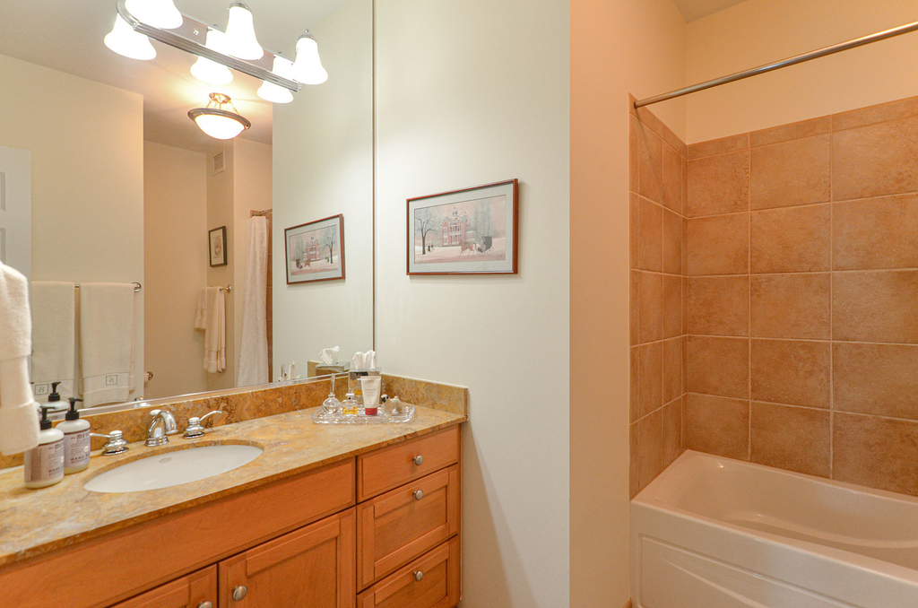 25 E Superior Street - Photo 14
