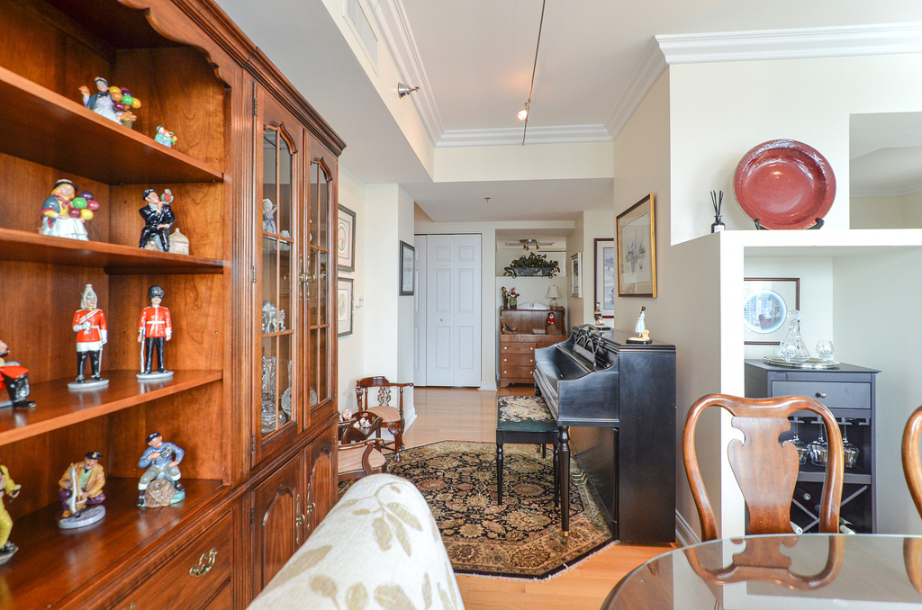 25 E Superior Street - Photo 22