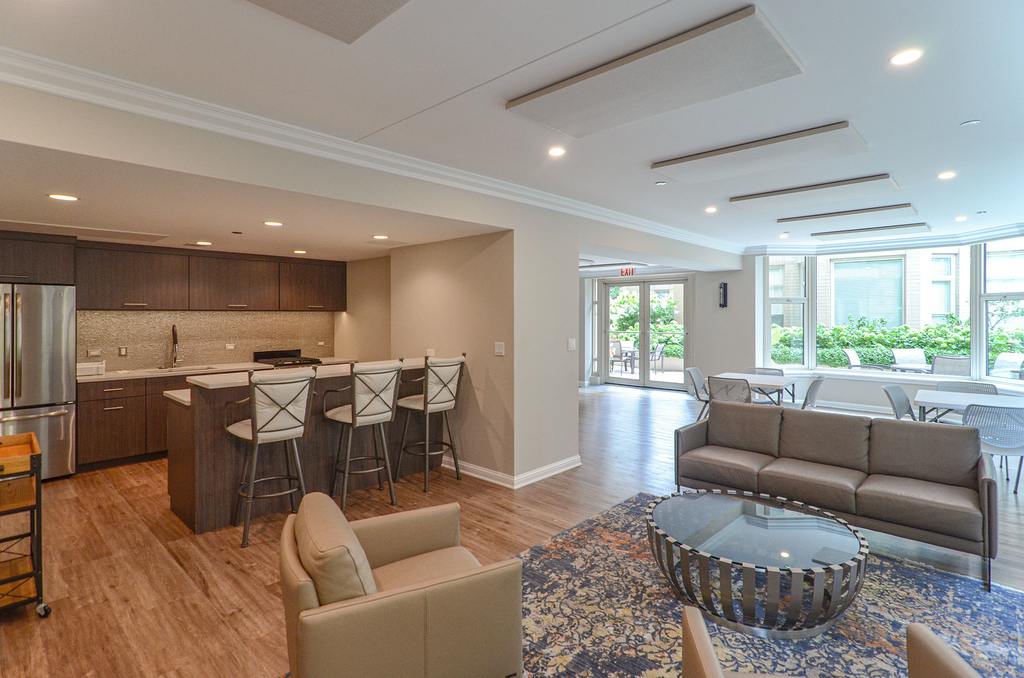 25 E Superior Street - Photo 40