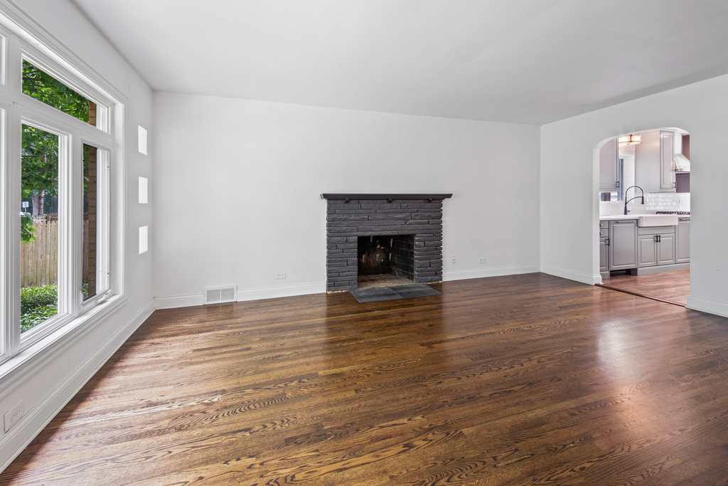 6114 N Lenox Avenue - Photo 4