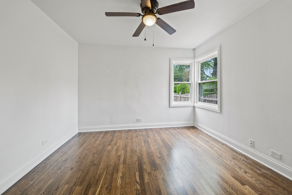 6114 N Lenox Avenue - Photo 7
