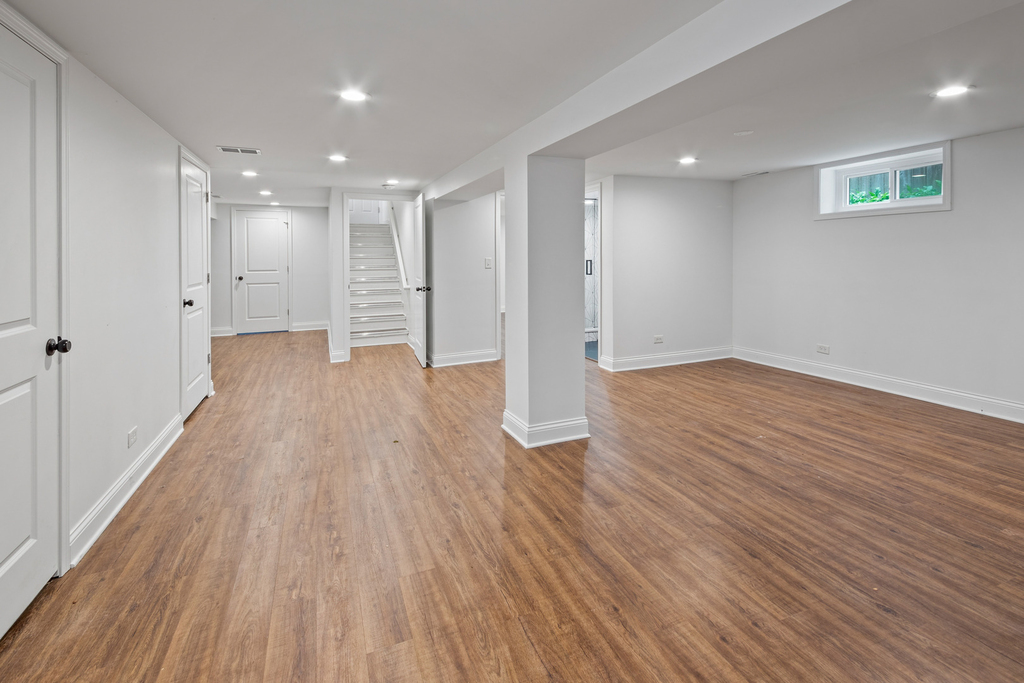 6114 N Lenox Avenue - Photo 10