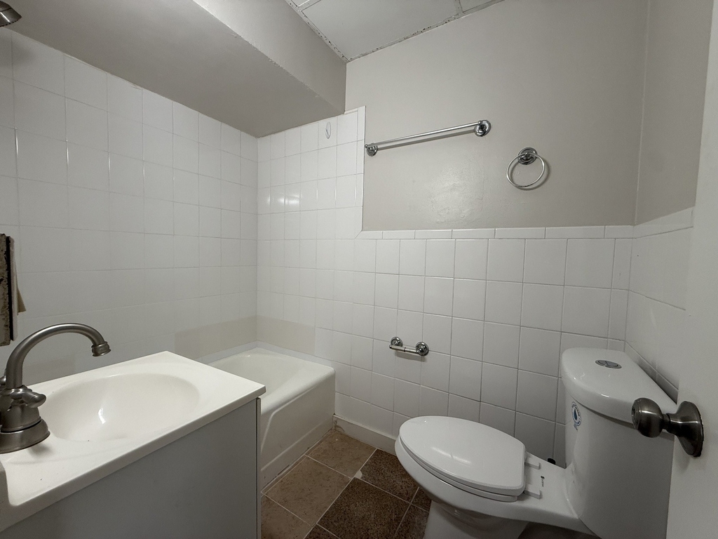 409 S Maple Avenue - Photo 10