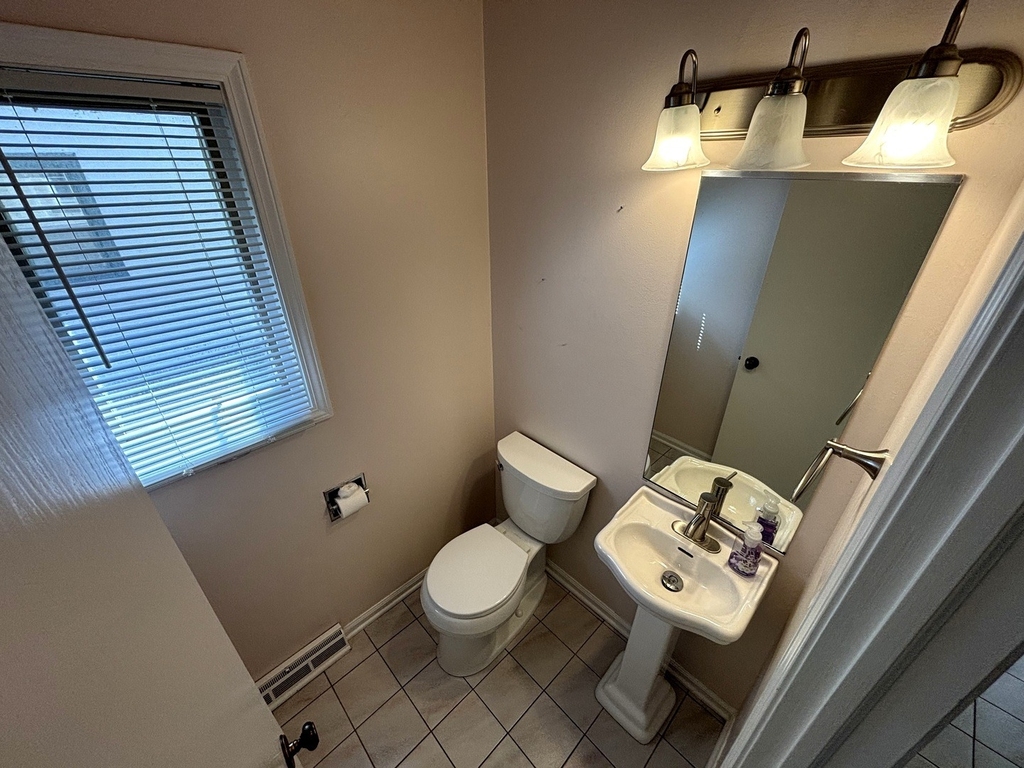 333 Scott Street - Photo 9