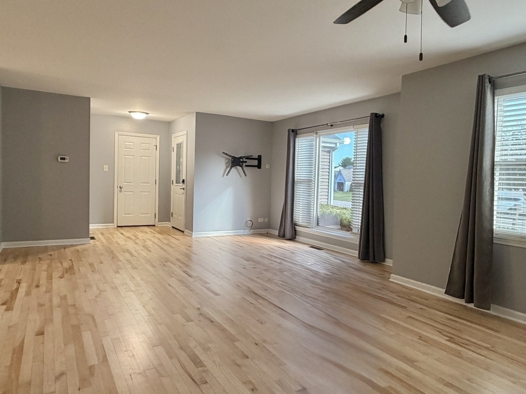 700 Woodbine Lane - Photo 9
