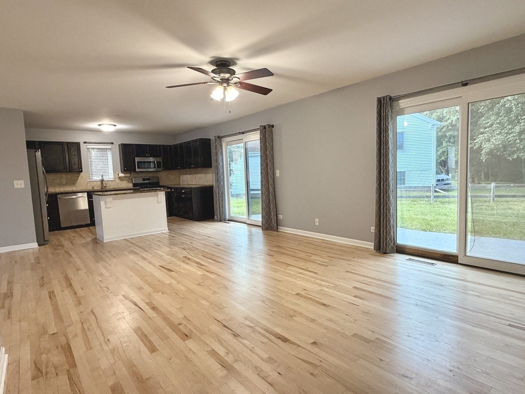 700 Woodbine Lane - Photo 5
