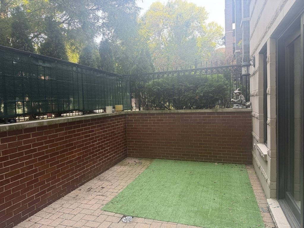 4332 N Ashland Avenue - Photo 10