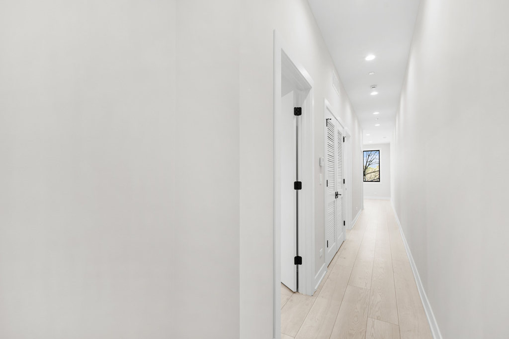 1331 W Taylor Street - Photo 8