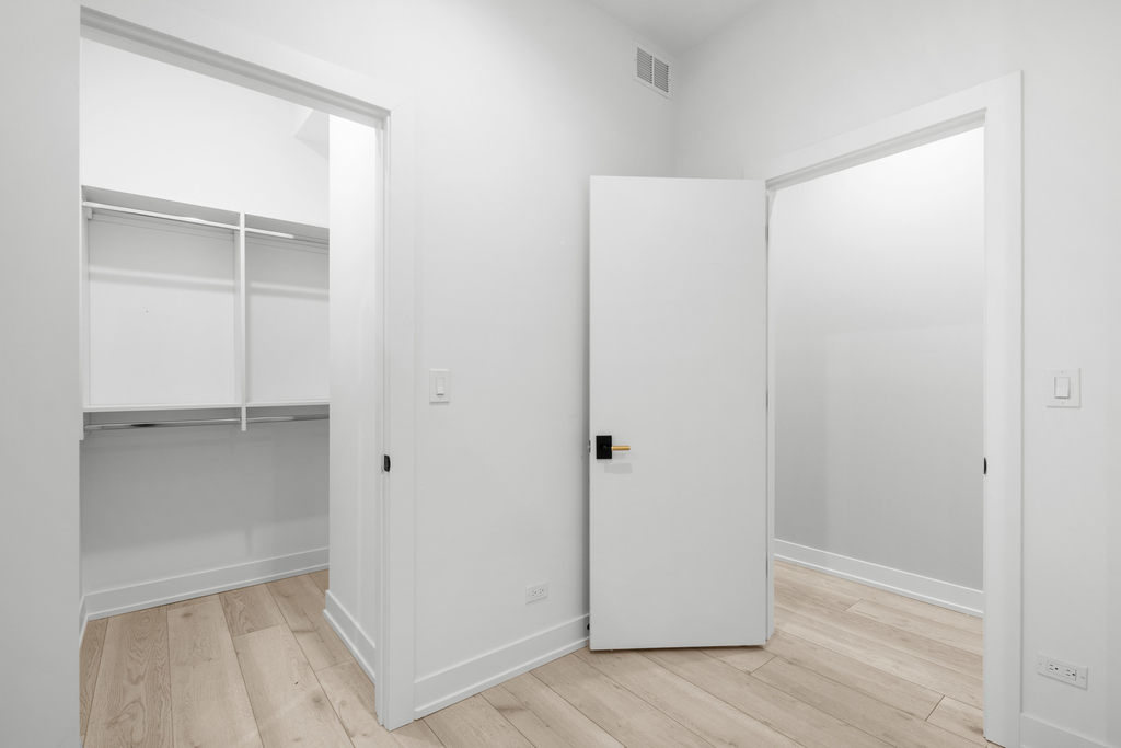 1331 W Taylor Street - Photo 5
