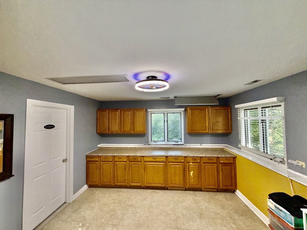 102 Adair Court - Photo 9