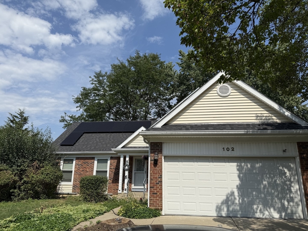 102 Adair Court - Photo 0