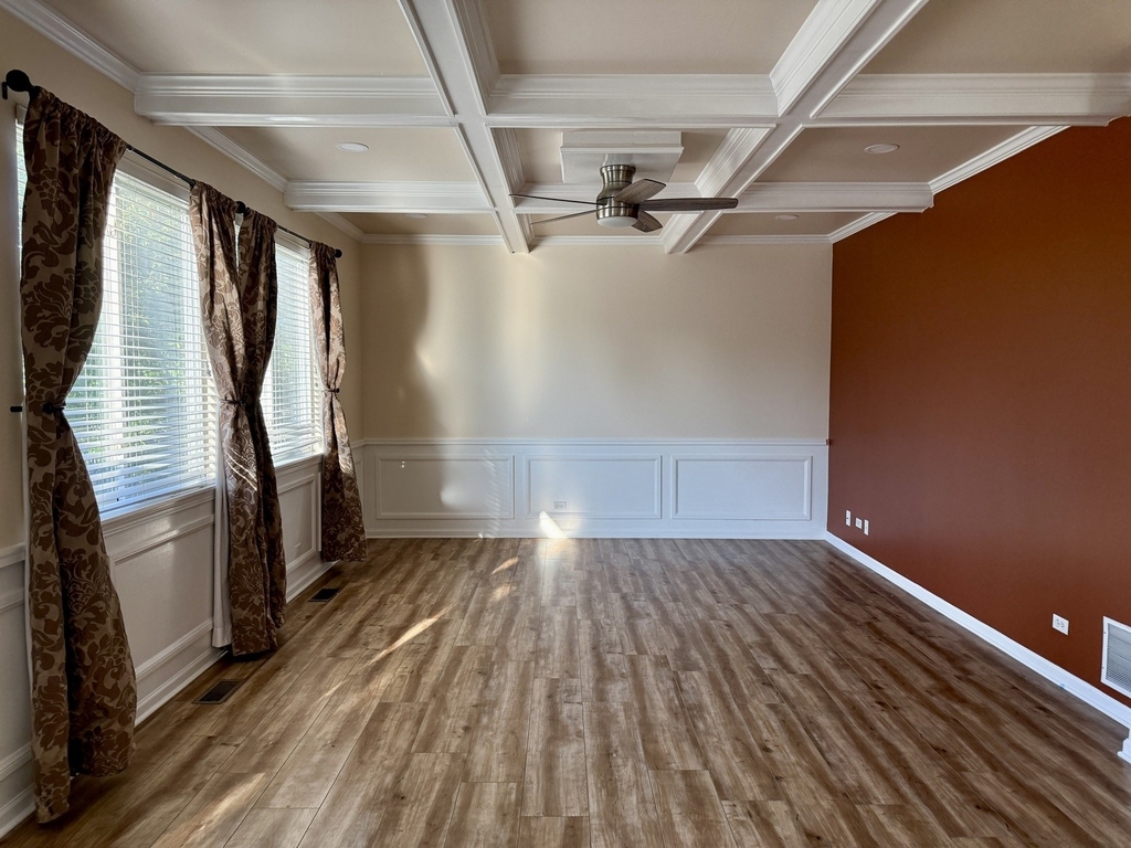 3183 Davey Court - Photo 3