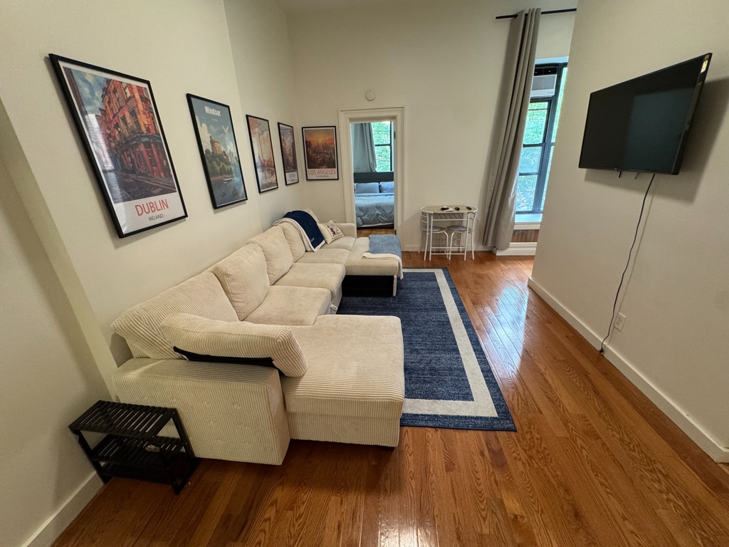 17 West 89th Street - Photo 0