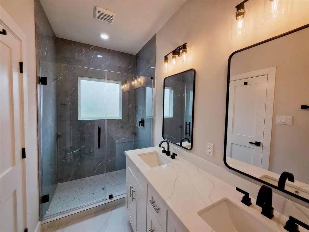 1071 Ferguson Way - Photo 10