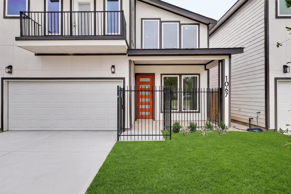 1071 Ferguson Way - Photo 11