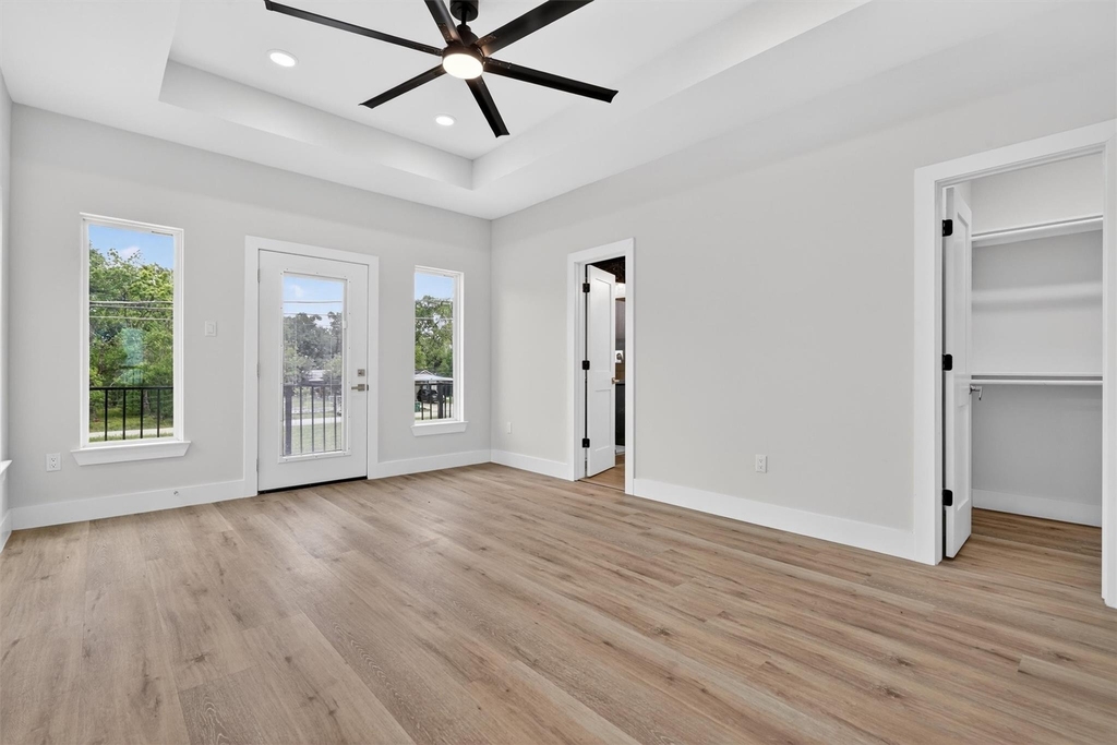 1071 Ferguson Way - Photo 31