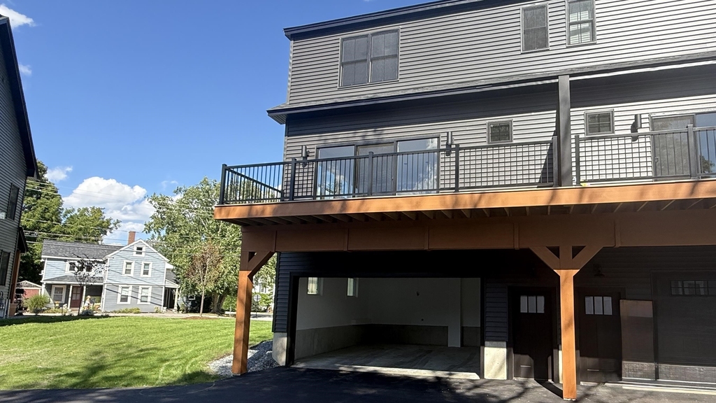 48 Main - Photo 32