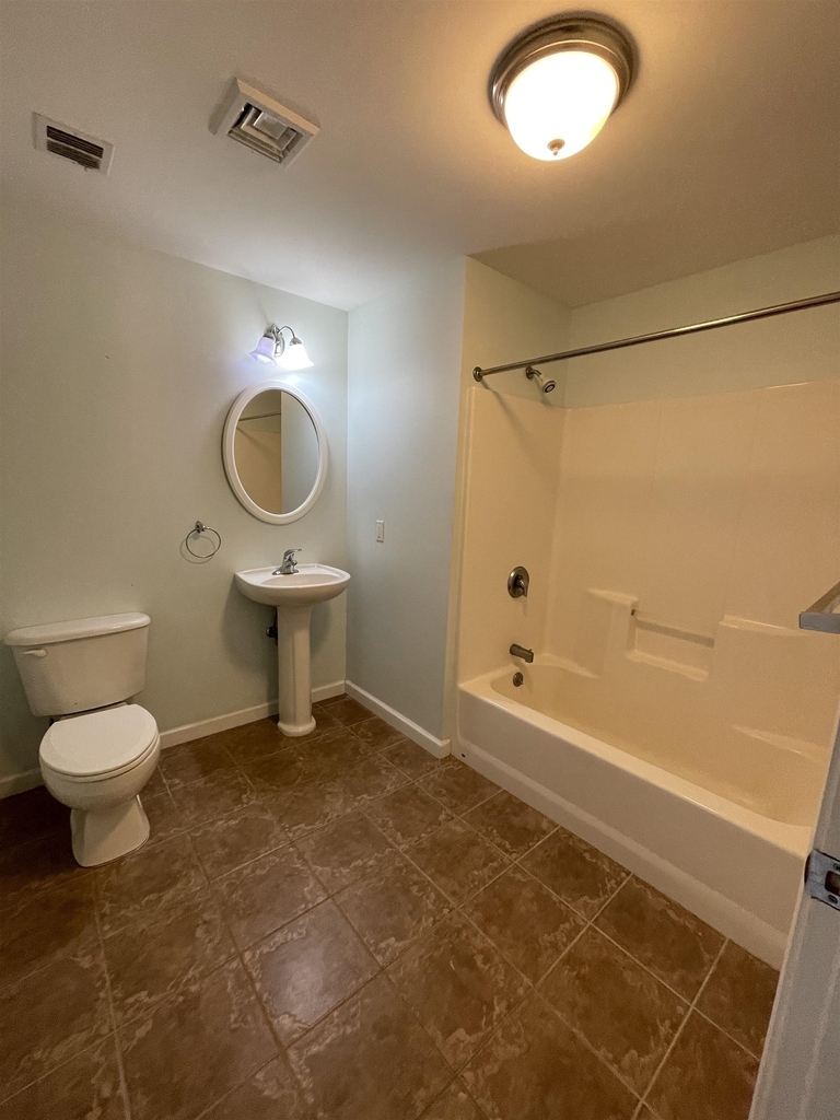 101 Eldredge - Photo 9