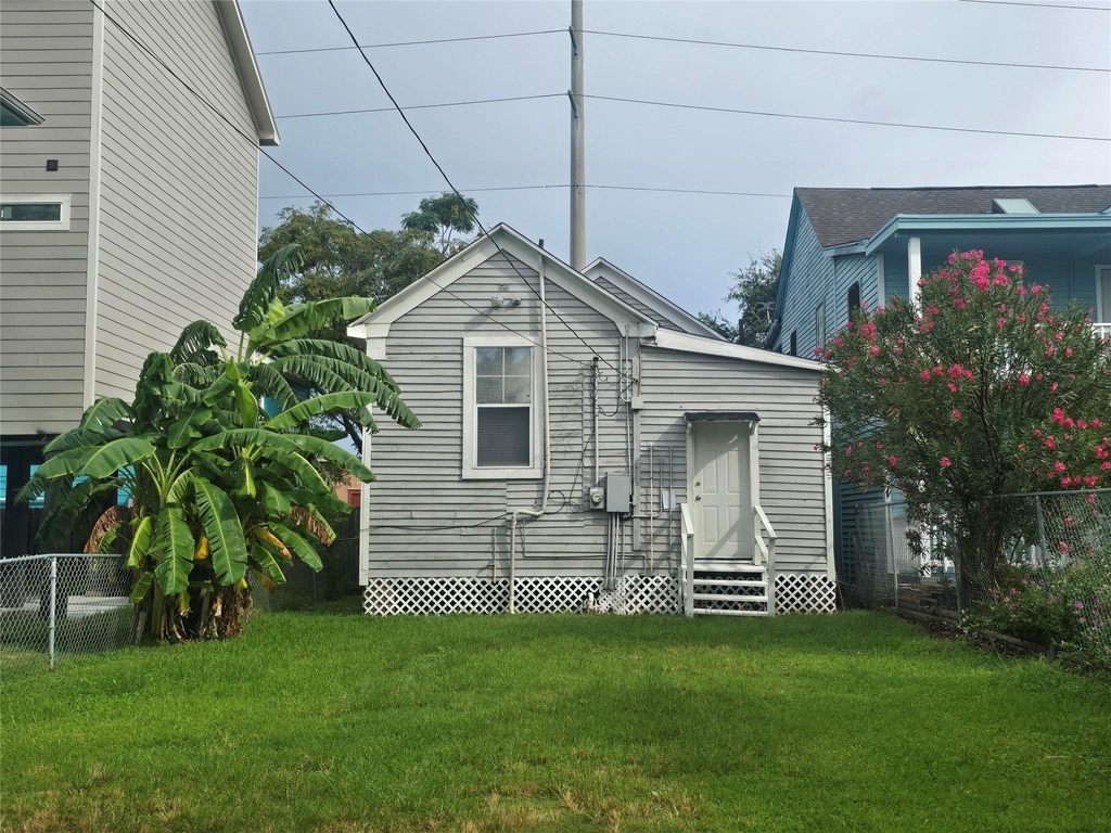 3523 Winnie Street - Photo 14