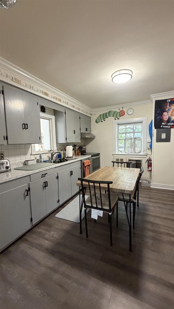 233 Pearl - Photo 0