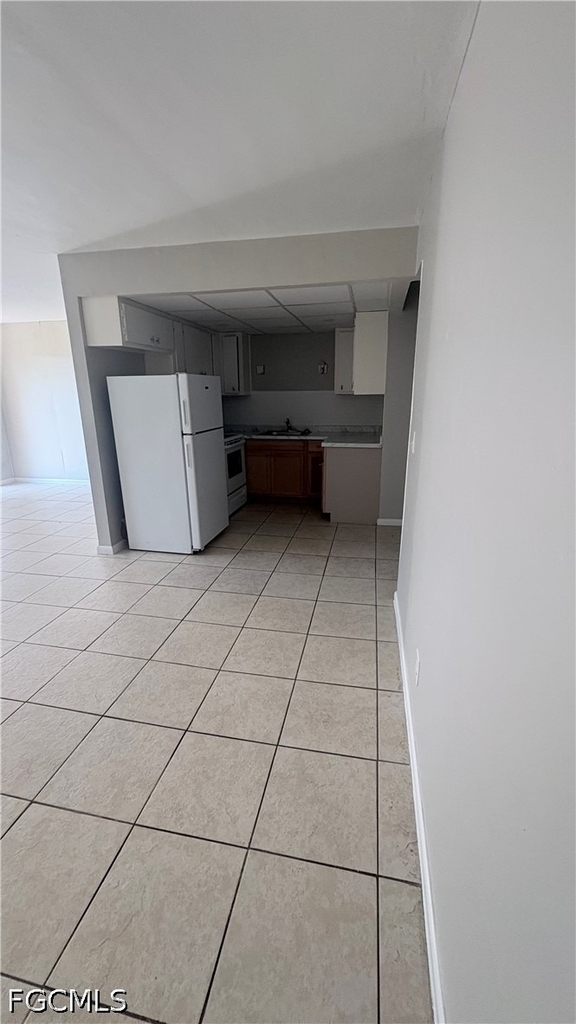 712 Karlov Street - Photo 4