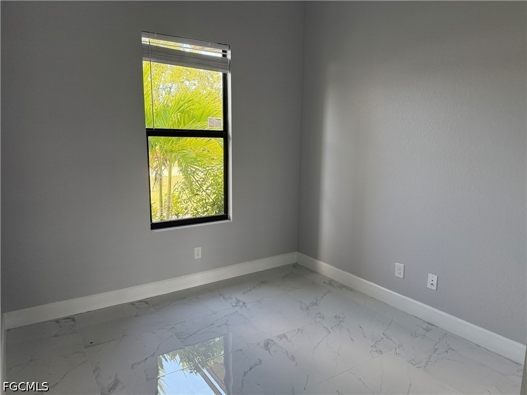 2505 Sw 17th Place - Photo 6