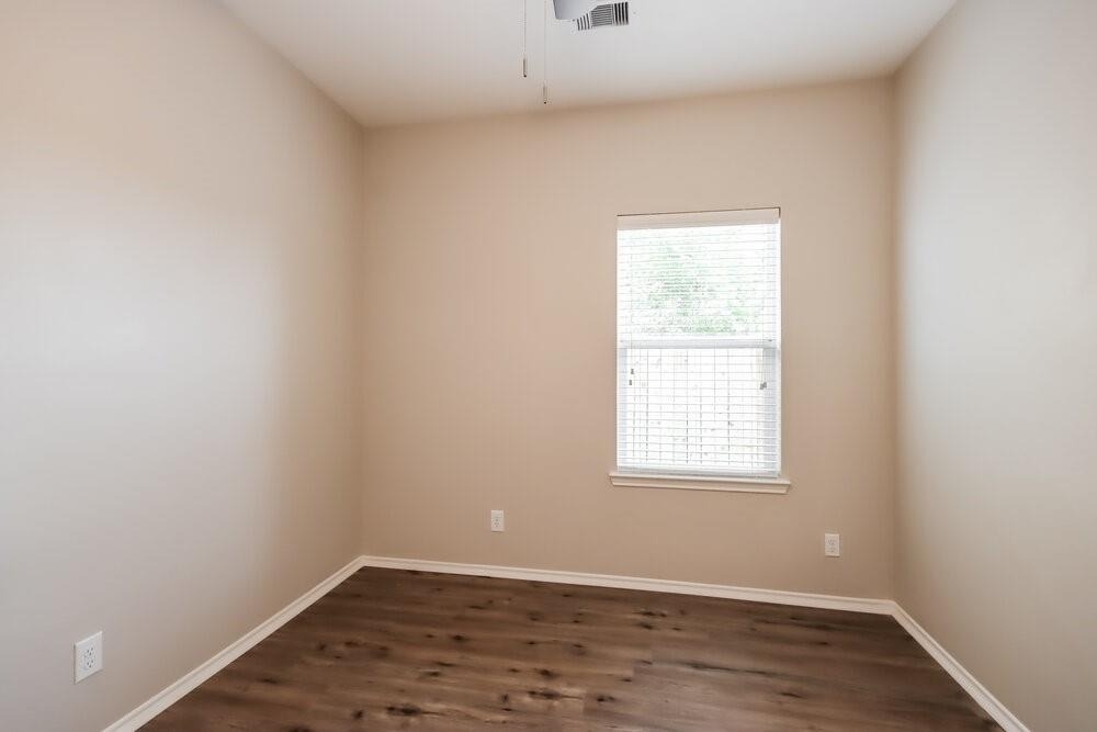7003 Orchid Street - Photo 12