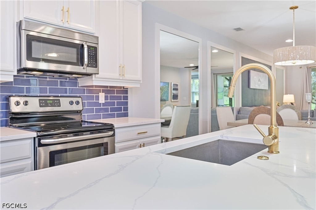 14919 Edgewater Circle - Photo 6