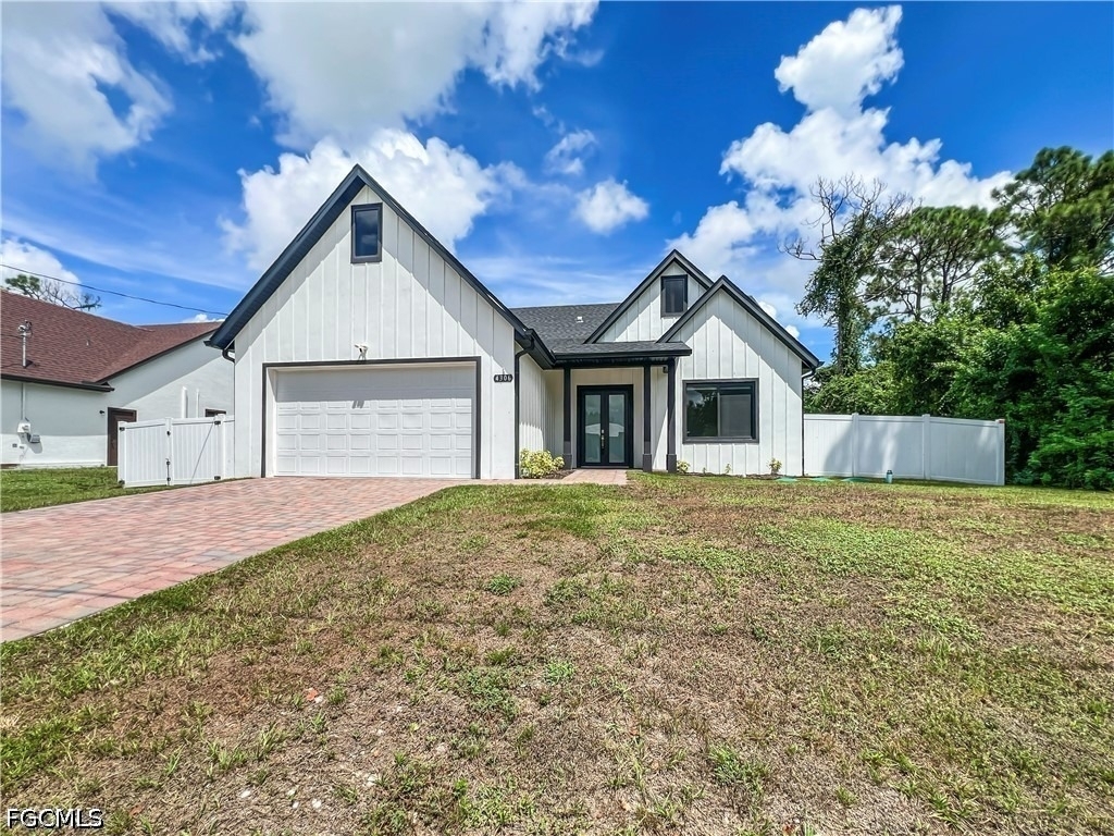 4306 3rd Street Sw - Photo 0