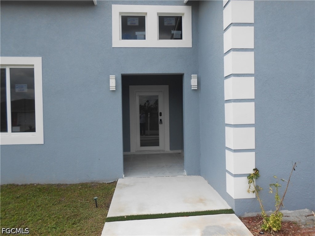 2809 55th Street W - Photo 2