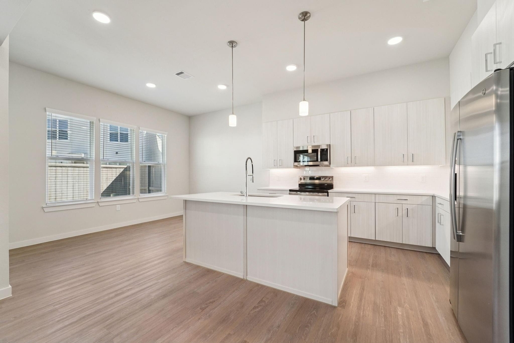 7407 Hadley Meadow Lane - Photo 13