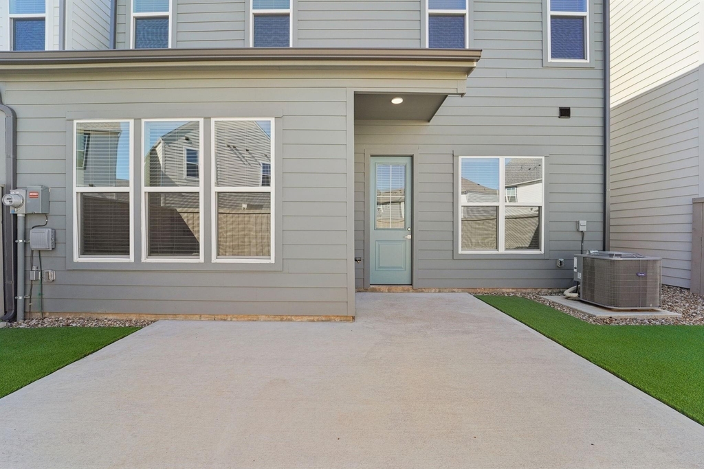 7407 Hadley Meadow Lane - Photo 48