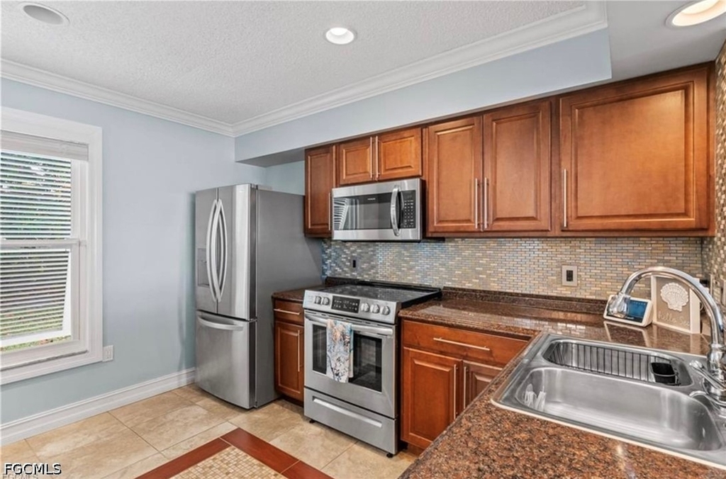 25486 Cockleshell Drive - Photo 5